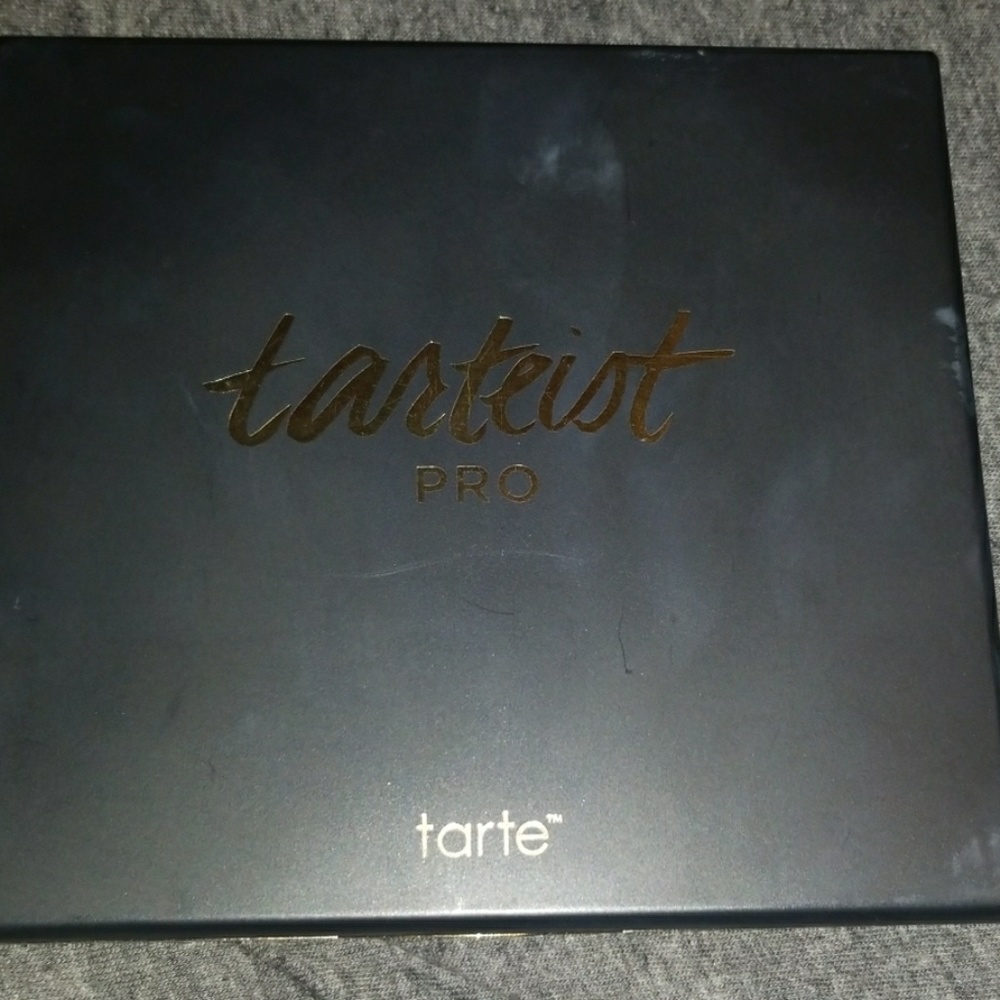 Eyeshadow palette